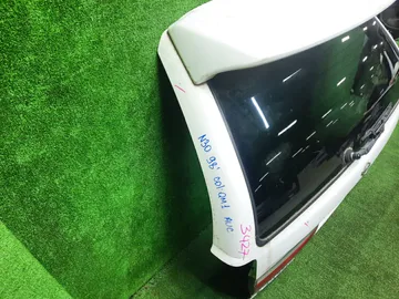 ДВЕРЬ ПЯТАЯ НА NISSAN RNESSA N30