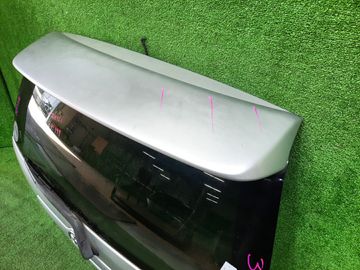 ДВЕРЬ ПЯТАЯ НА TOYOTA COROLLA FIELDER NZE121G