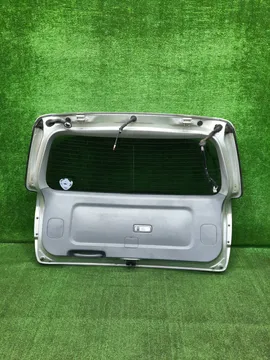 ДВЕРЬ ПЯТАЯ НА TOYOTA IPSUM ACM21W