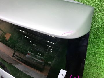 ДВЕРЬ ПЯТАЯ НА TOYOTA COROLLA FIELDER NZE121G