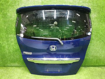 ДВЕРЬ ПЯТАЯ НА HONDA FREED GB4