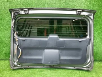 ДВЕРЬ ПЯТАЯ НА HONDA HR-V GH4