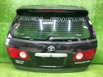 ДВЕРЬ ПЯТАЯ НА TOYOTA CALDINA ST215