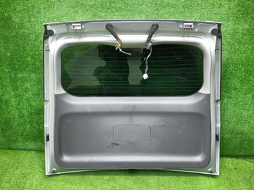 ДВЕРЬ ПЯТАЯ НА TOYOTA ISIS ZNM10G
