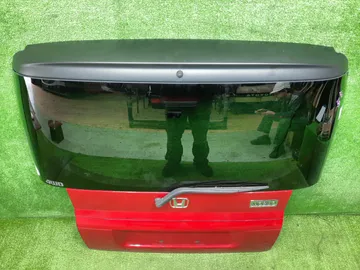 ДВЕРЬ ПЯТАЯ НА HONDA MOBILIO GB2