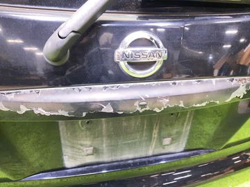 ДВЕРЬ ПЯТАЯ НА NISSAN WINGROAD JY12