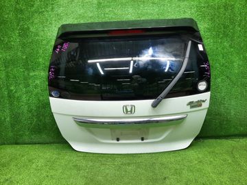 ДВЕРЬ ПЯТАЯ НА HONDA EDIX BE1