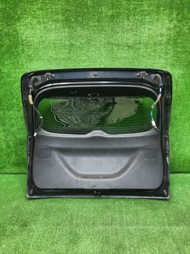 ДВЕРЬ ПЯТАЯ НА HONDA VEZEL RU4