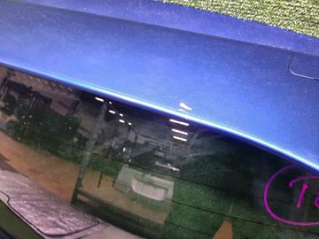 ДВЕРЬ ПЯТАЯ НА HONDA FIT GD1