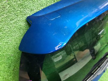 ДВЕРЬ ПЯТАЯ НА HONDA FIT GD1