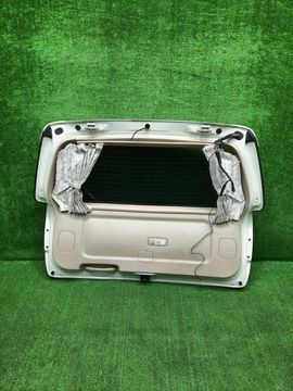 ДВЕРЬ ПЯТАЯ НА TOYOTA IPSUM ACM21W