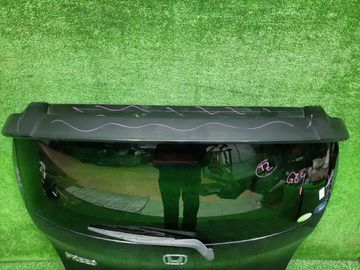 ДВЕРЬ ПЯТАЯ НА HONDA FREED GB3