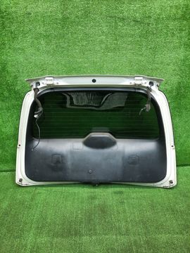 ДВЕРЬ ПЯТАЯ НА HONDA STREAM RN1