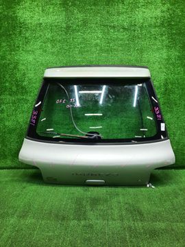 ДВЕРЬ ПЯТАЯ НА SUBARU IMPREZA GF1