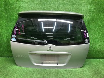 ДВЕРЬ ПЯТАЯ НА MITSUBISHI GRANDIS NA4W