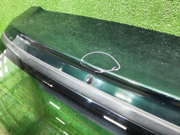 ДВЕРЬ ПЯТАЯ НА SUBARU LEGACY BHE