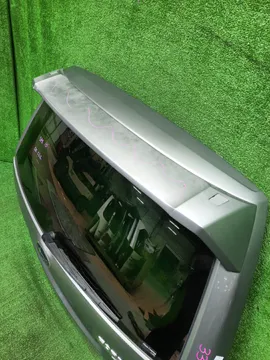 ДВЕРЬ ПЯТАЯ НА SUBARU FORESTER SH9