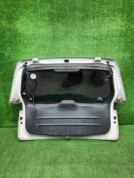 ДВЕРЬ ПЯТАЯ НА SUBARU FORESTER SH9