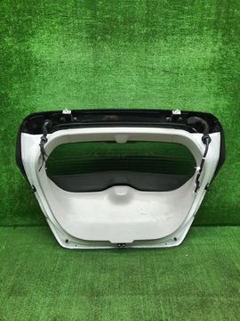 ДВЕРЬ ПЯТАЯ НА NISSAN LEAF ZE1