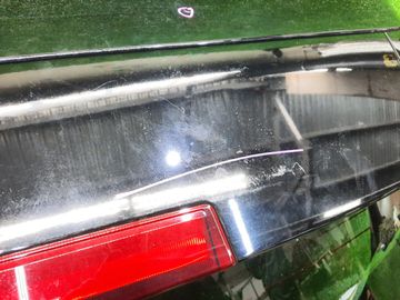 ДВЕРЬ ПЯТАЯ НА NISSAN LEAF ZE1