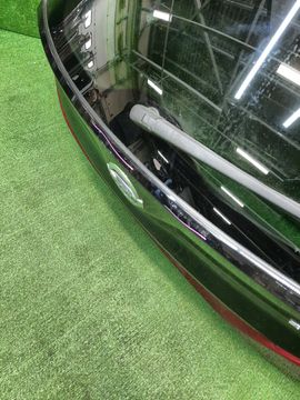 ДВЕРЬ ПЯТАЯ НА NISSAN LEAF ZE1