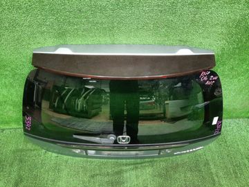 ДВЕРЬ ПЯТАЯ НА HONDA STREAM RN1