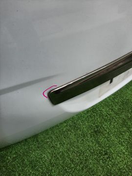 ДВЕРЬ ПЯТАЯ НА TOYOTA ISIS ANM10G