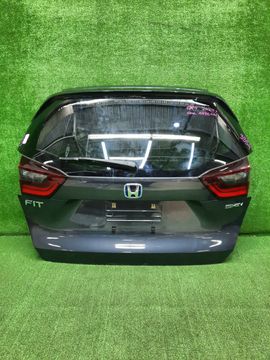 ДВЕРЬ ПЯТАЯ НА HONDA FIT GR4