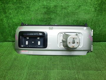 ДВЕРЬ ПЯТАЯ НА HONDA CR-V RD1