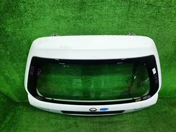 ДВЕРЬ ПЯТАЯ НА NISSAN AD Y11