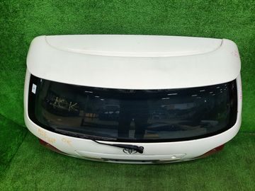 ДВЕРЬ ПЯТАЯ НА TOYOTA HARRIER MCU10W