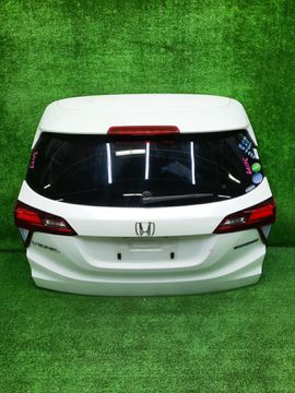 ДВЕРЬ ПЯТАЯ НА HONDA VEZEL RU3