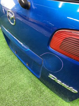 ДВЕРЬ ПЯТАЯ НА MAZDA DEMIO DY3W
