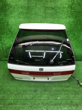 ДВЕРЬ ПЯТАЯ НА HONDA ACCORD CF6