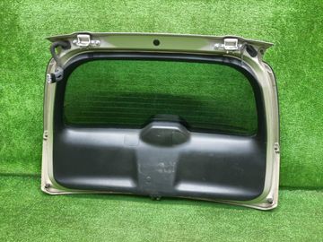 ДВЕРЬ ПЯТАЯ НА HONDA STREAM RN2