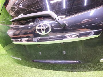 ДВЕРЬ ПЯТАЯ НА TOYOTA COROLLA FIELDER NZE141G