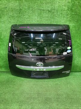 ДВЕРЬ ПЯТАЯ НА TOYOTA ISIS ZGM15G