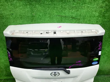 ДВЕРЬ ПЯТАЯ НА TOYOTA ROOMY M900A