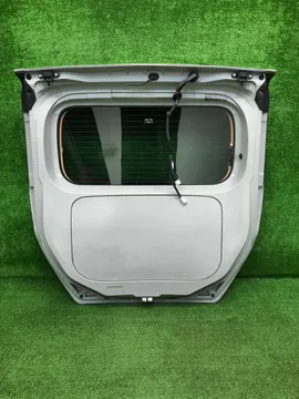 ДВЕРЬ ПЯТАЯ НА TOYOTA ROOMY M900A