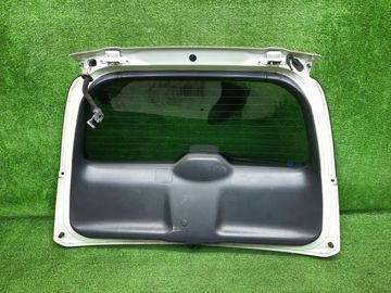 ДВЕРЬ ПЯТАЯ НА HONDA STREAM RN1