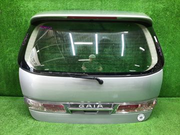 ДВЕРЬ ПЯТАЯ НА TOYOTA GAIA ACM10