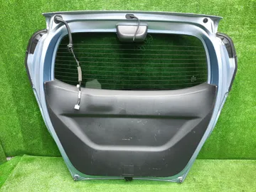 ДВЕРЬ ПЯТАЯ НА HONDA FREED GB3