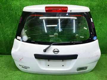 ДВЕРЬ ПЯТАЯ НА NISSAN AD Y12