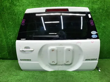 ДВЕРЬ ПЯТАЯ НА SUZUKI ESCUDO TD54W