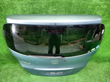 ДВЕРЬ ПЯТАЯ НА HONDA FREED GB3