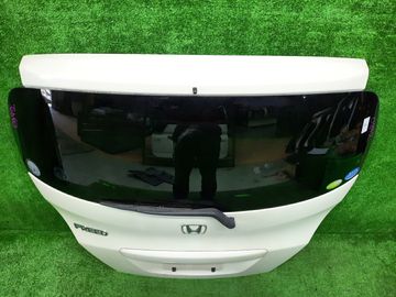 ДВЕРЬ ПЯТАЯ НА HONDA FREED GB3