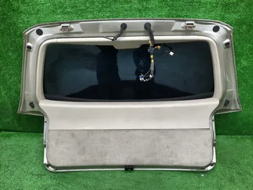 ДВЕРЬ ПЯТАЯ НА TOYOTA HARRIER MCU10