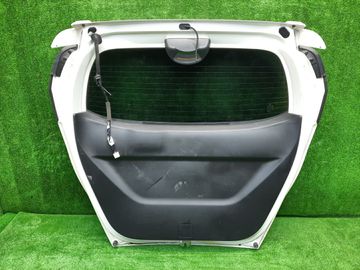 ДВЕРЬ ПЯТАЯ НА HONDA FREED GB3