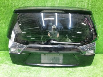 ДВЕРЬ ПЯТАЯ НА MITSUBISHI OUTLANDER CW5W