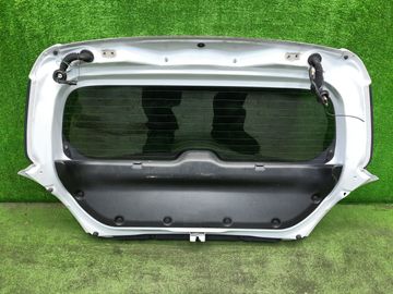 ДВЕРЬ ПЯТАЯ НА SUZUKI SWIFT ZC72S